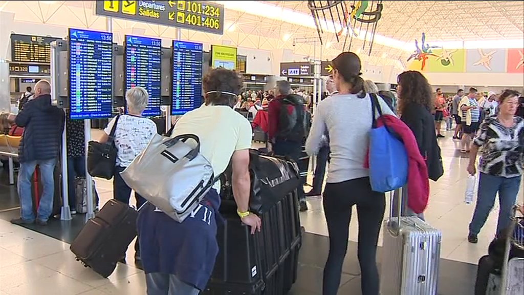 Canarias registró un 5,4% más de pasajeros en junio 