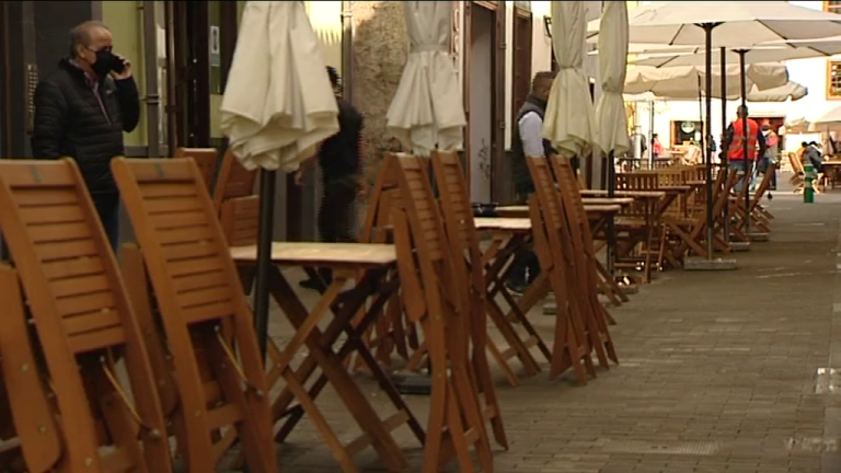 Las administraciones y los hosteleros estudian un «nivel 2 reforzado» para Tenerife