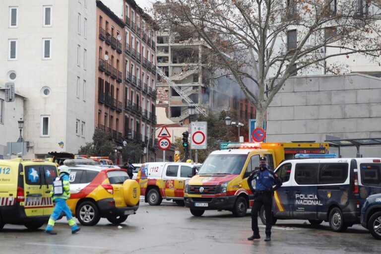 Ascienden a cuatro los fallecidos en la explosión en un edificio de Madrid