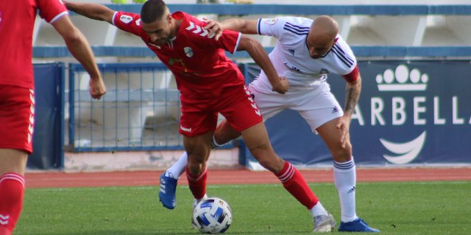 El Tamaraceite reduce al Marbella y logra su primer triunfo a domicilio (1-3)