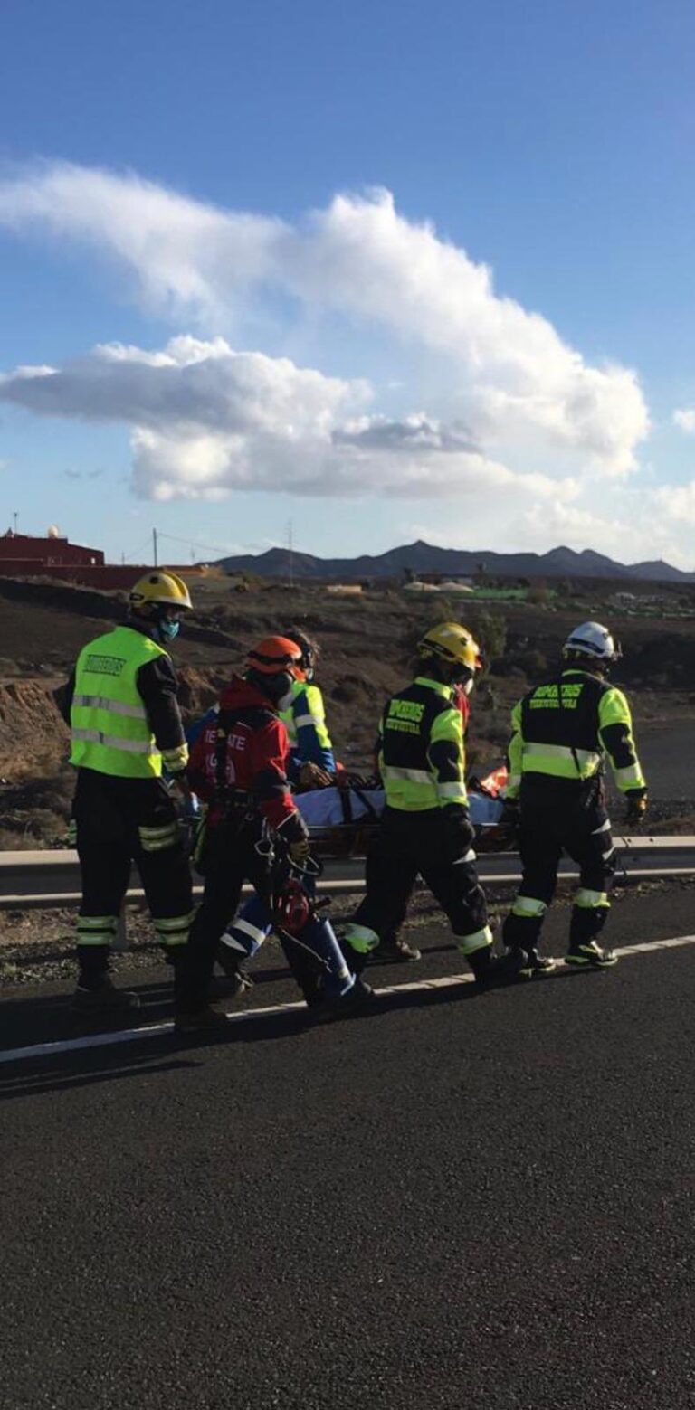 Muere una mujer de 61 años en una colisión frontal en Fuerteventura con siete heridos de diversa consideración