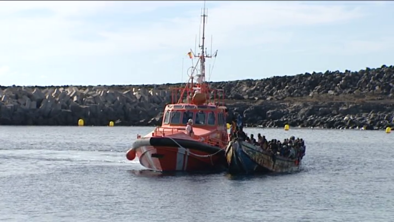 Canarias recibió un 234 % más de migrantes en los primeros 15 días de enero