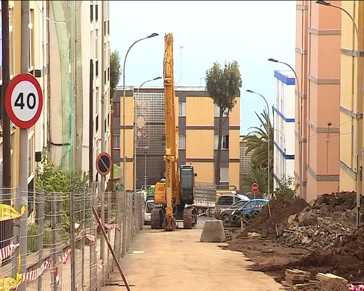 Comienza la demolición de los edificios con aluminosis en Las Chumberas