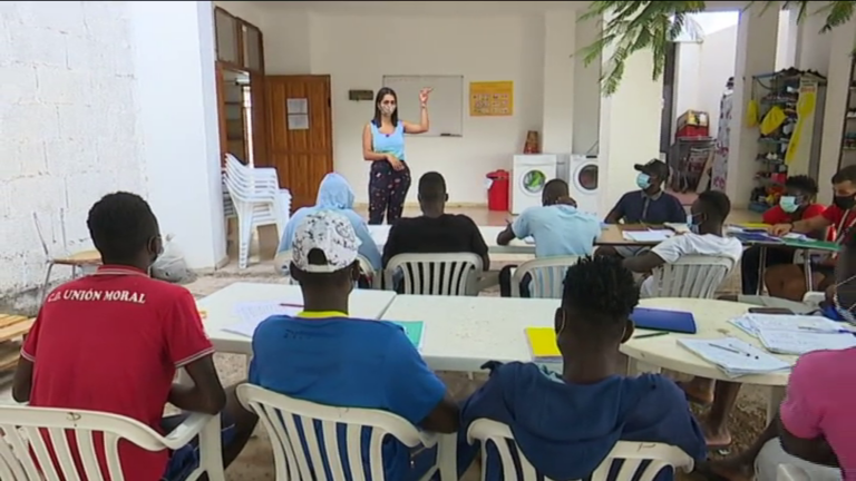 Castilla y León, primer destino de menores extranjeros acogidos en Canarias