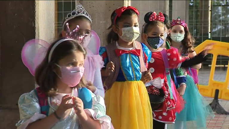 Los colegios canarios dicen adiós al carnaval