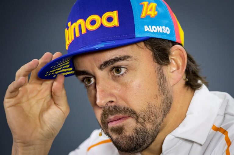 Alonso, operado de fractura de mandíbula tras ser atropellado cuando hacía ciclismo