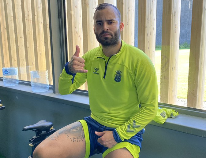 Jesé sigue el plan establecido para debutar con la UD Las Palmas