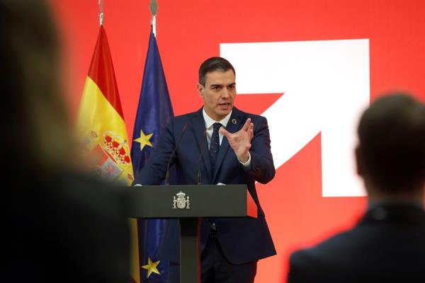 Sánchez ve inadmisible la violencia y afirma que garantizará la seguridad