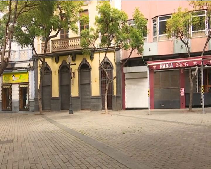 Los negocios de la Zona Comercial de San Gregorio, en Telde, tratan de resistir a los efectos de la pandemia