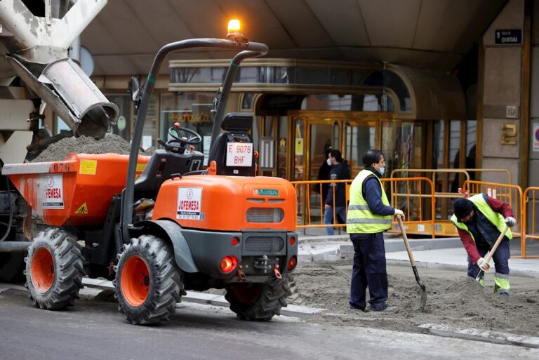 El número de trabajadores en ERTE creció en 5.197 personas en enero