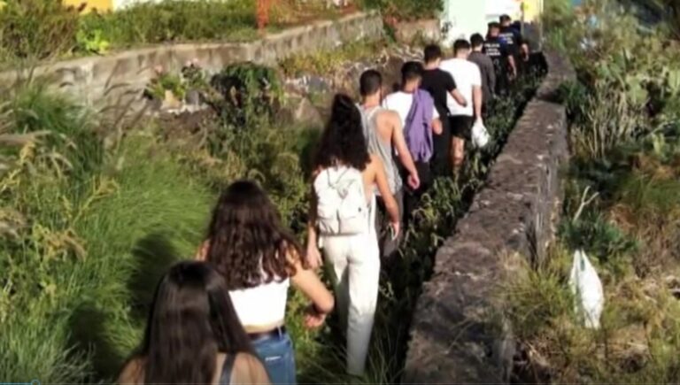 Denuncian una fiesta ilegal en una cueva de Santa Cruz de La Palma