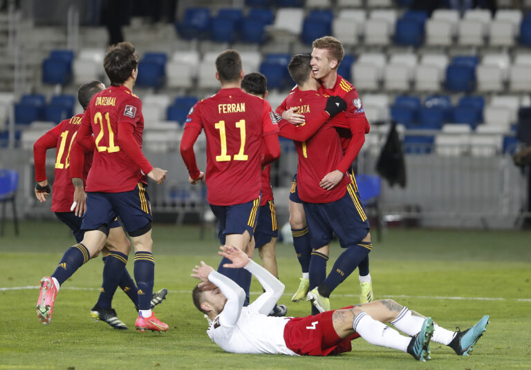 Dani Olmo resucita a España (1-2)