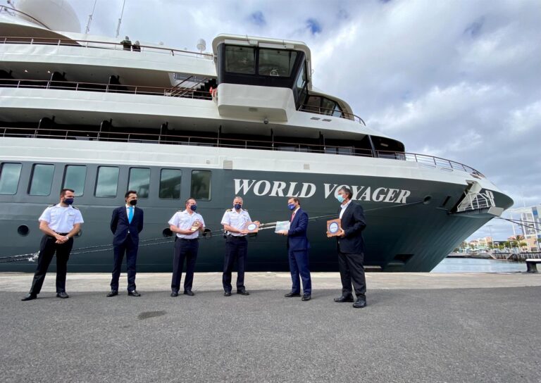 El crucero ‘World Voyager’ se estrena en un corredor seguro entre el archipiélago y Alemania