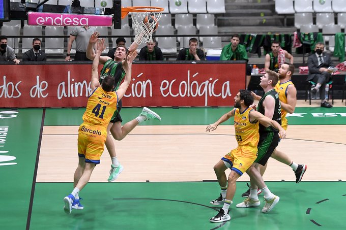 84-103: El Herbalife Gran Canaria supera al Joventut en juego y ambición