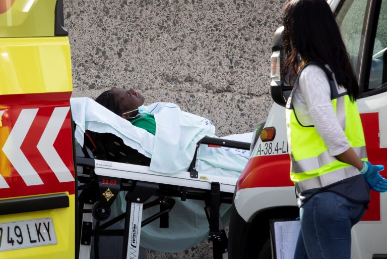 Salvamento rescata a 17 migrantes en Gran Canaria