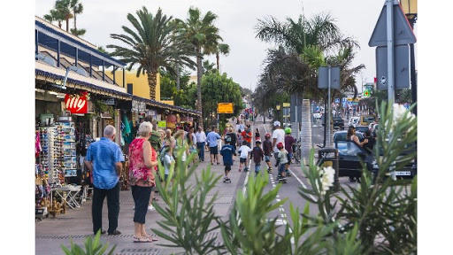 Turismo confía Reino Unido sitúe "pronto" a Canarias y costas semáforo verde