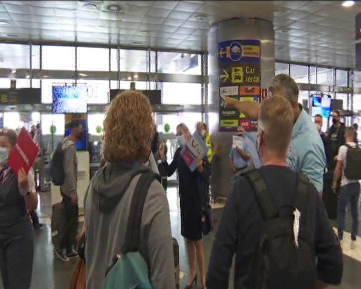 Llegan los primeros turistas alemanes que no harán cuarentena
