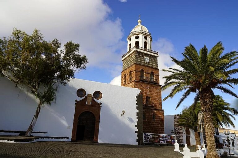 Crean un catálogo de campanas históricas de Lanzarote y Fuerteventura