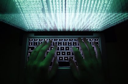 Desmantelada red usada por ciberdelincuentes para robar datos y extorsionar