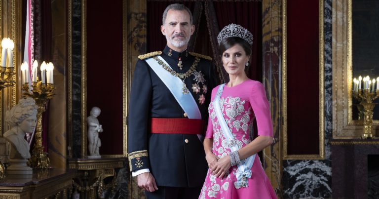 El Estado rinde este jueves homenaje a los sanitarios fallecidos por el coronavirus