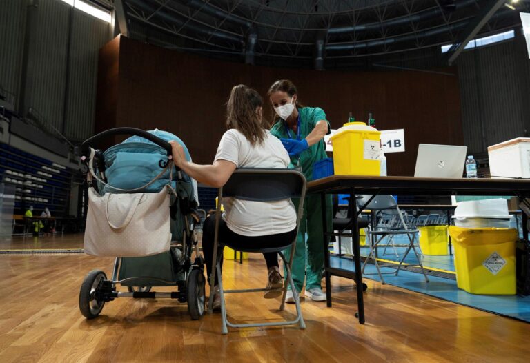Más de 14 millones de pinchazos en junio empujan al 36,9% la inmunización