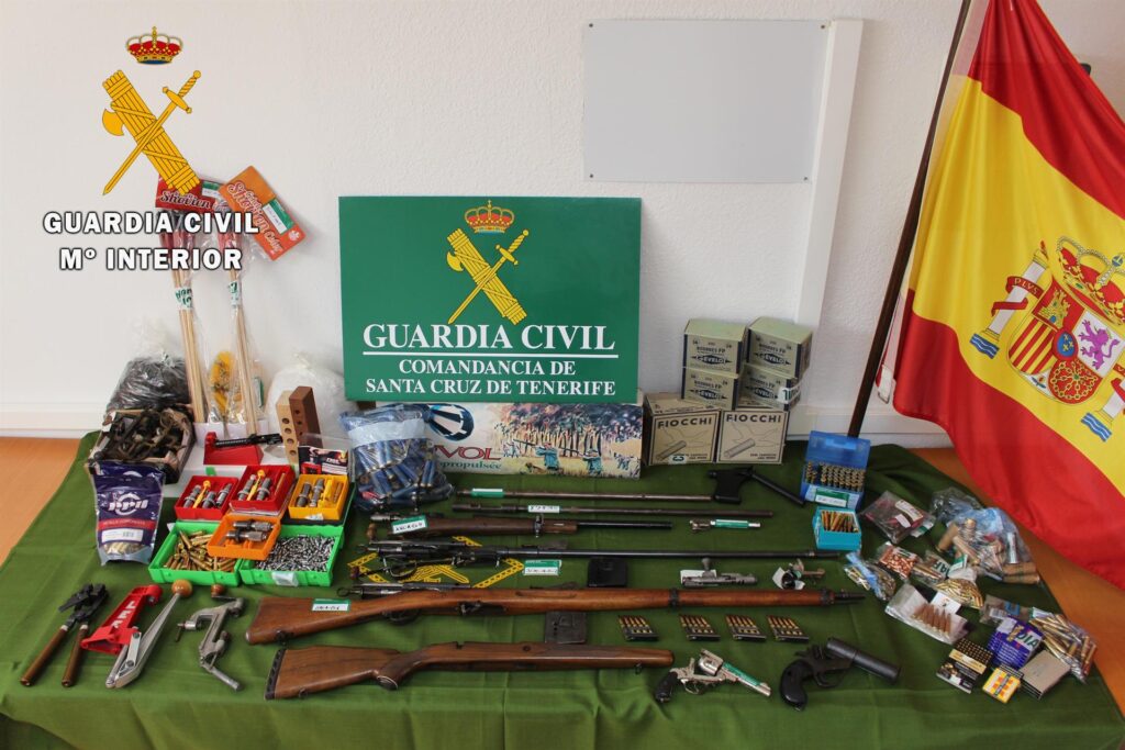 Detenido en Tenerife por vender armas que compraba por piezas en internet