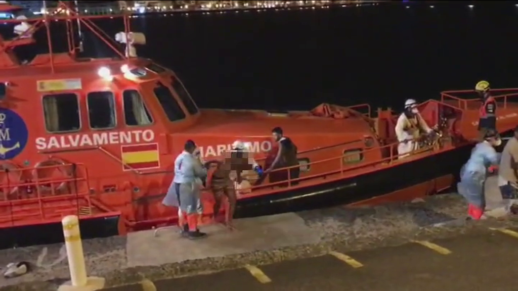Rescatadas cuatro embarcaciones con casi 200 personas en aguas canarias