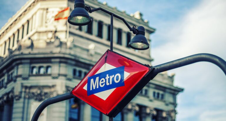 Queda atrapado dos días en el conducto de ventilación tras robar en el Metro