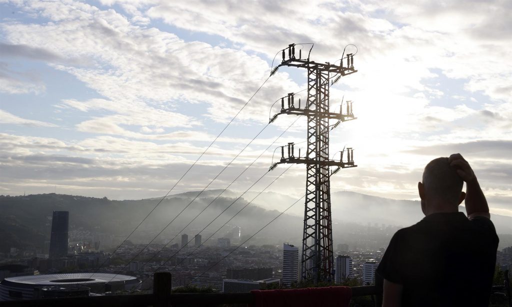 Endesa pone en marcha la reconstrucción del sistema eléctrico de La Palma 