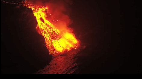 Díez días desde la erupción hasta la llegada de la lava al mar