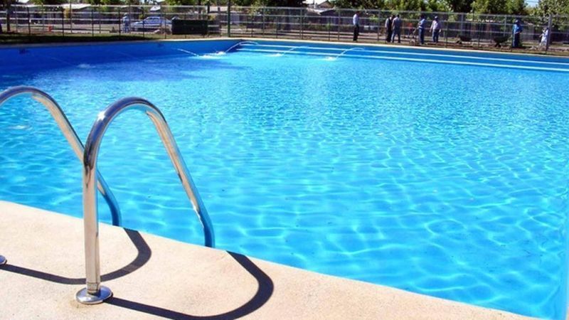 El afectado, de 60 años, se encuentra en estado grave tras sufrir un ahogamiento en una piscina de un complejo turístico del sur de Tenerife