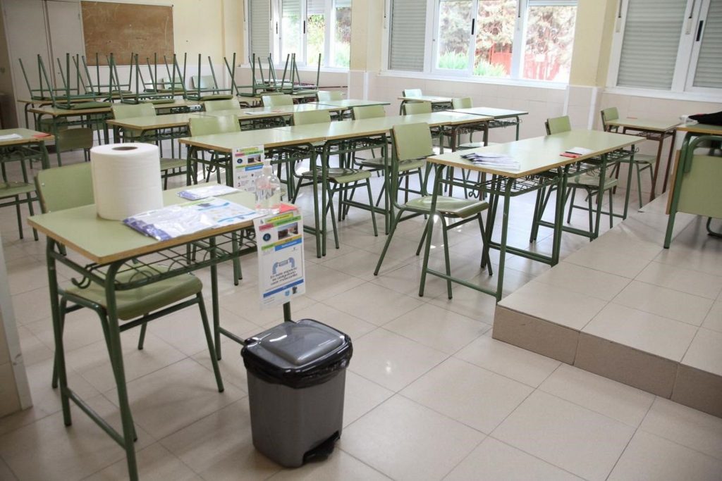 Canarias aumentará su personal en los centros educativos este curso escolar