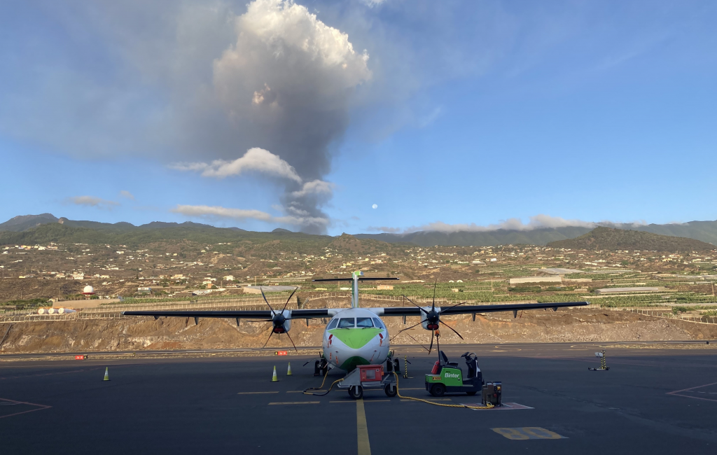El aeropuerto de La Palma está operativo pero con algunas cancelaciones