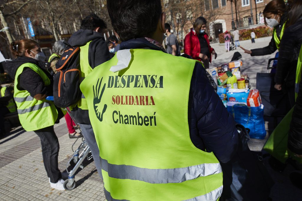 La pandemia eleva el riesgo de pobreza entre la población española a niveles de 2017