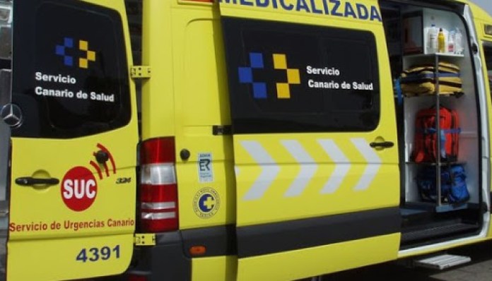 La herida fue trasladada en ambulancia de soporte vital básico del SUC al Hospital Universitario de Canarias