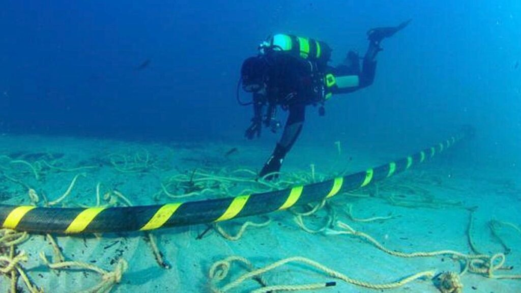 Conectar Canarias a través de un cable submarino