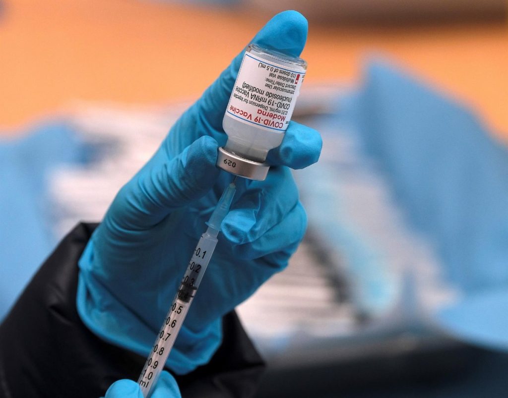 Reino Unido descarta la vacunación obligatoria contra el coronavirus