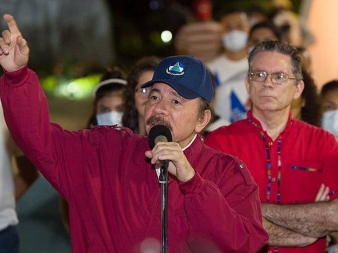 Concluyen las elecciones en Nicaragua con acusaciones de "farsa"
