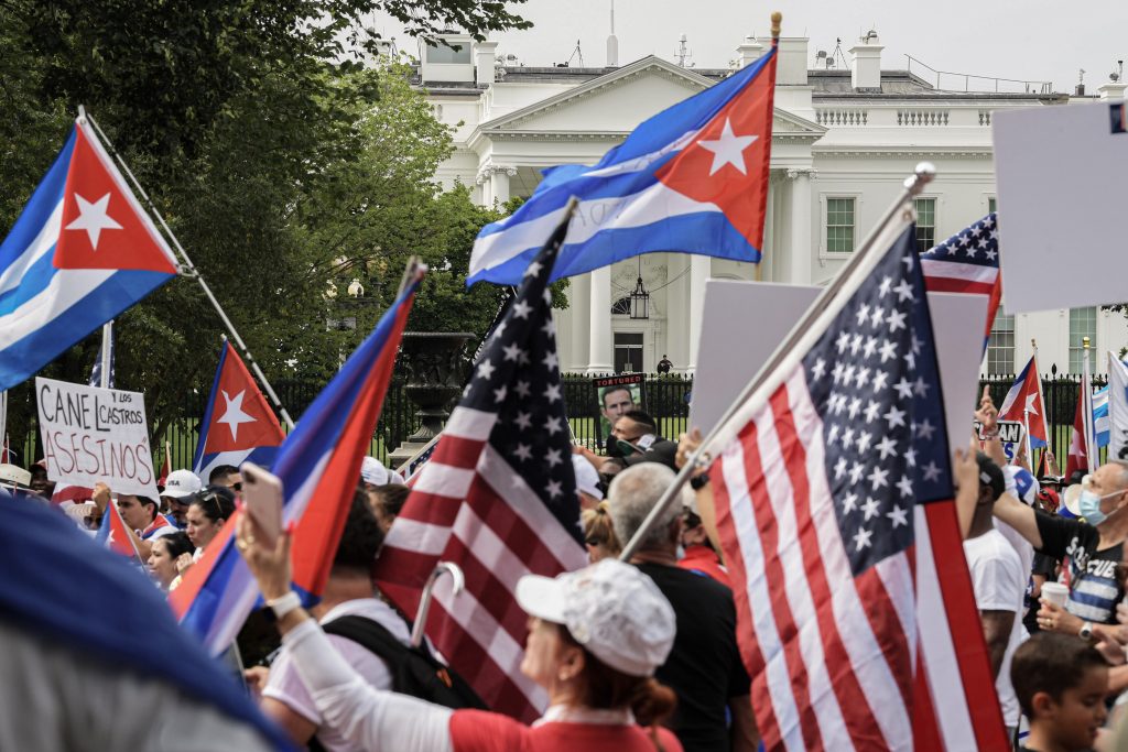 Estados Unidos elogia al pueblo cubano por "enfrentarse a la represión"