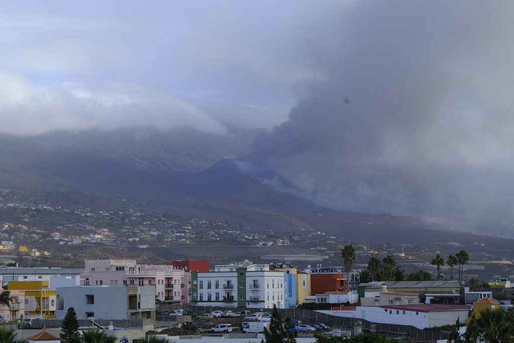 El 112 Canarias ha recomendado a los grupos de población de riesgo que eviten la estancia prolongada al aire libre