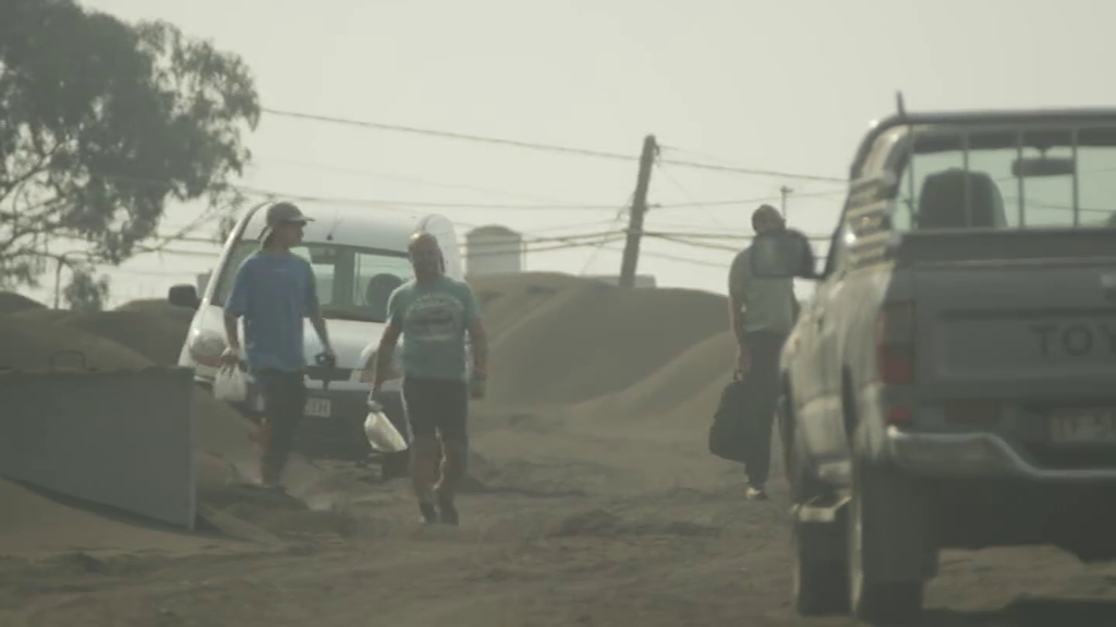 Se eleva la producción de ceniza y la lava amenaza con cortar la LP-211