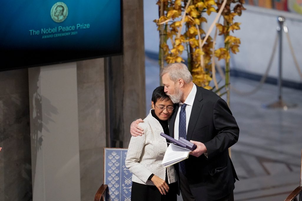 Maria Ressa y Dimitri Muratov reciben el premio Nobel de la Paz en Oslo