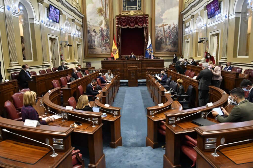La ley de Economía Social de Canarias regulará cooperativas y asociaciones