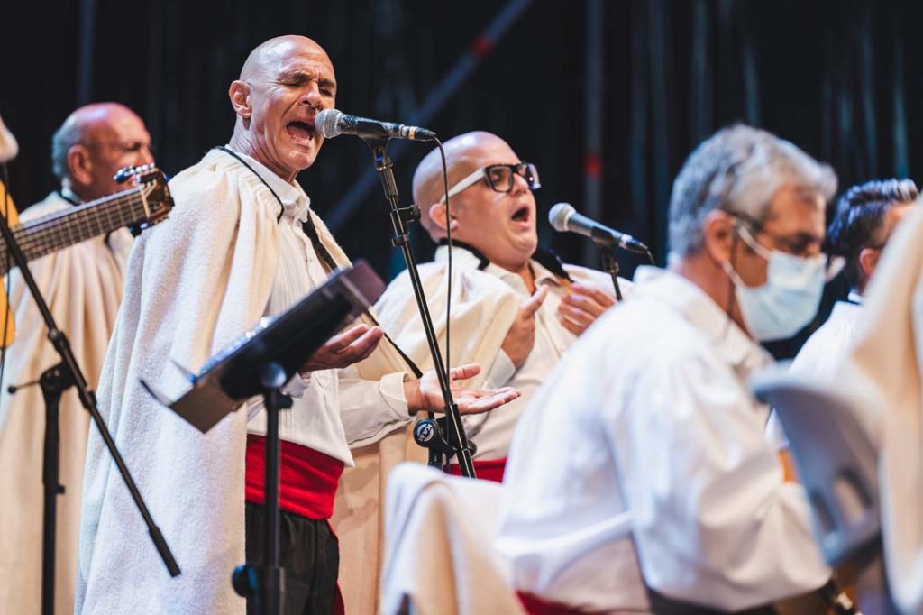 Los Sabandeños cantan por navidad en Televisión Canaria