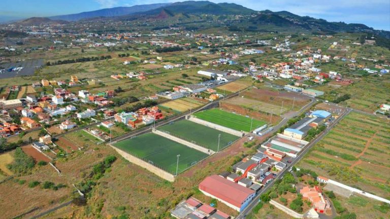La juez del ‘caso Geneto’ abre diligencias previas por la presunta compra ilícita de terrenos de la ciudad deportiva del CD Tenerife