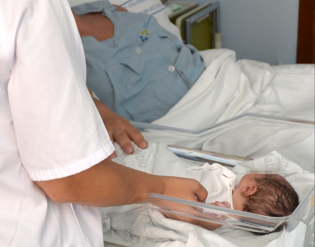 Canarias incorpora cuatro nuevas enfermedades raras al cribado del recién nacido 