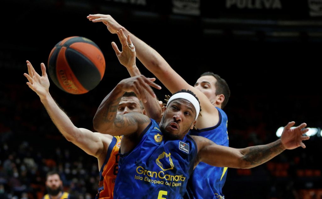 El Gran Canaria cae ante el Valencia Basket y queda sin opciones para la Copa del Rey (91-62)