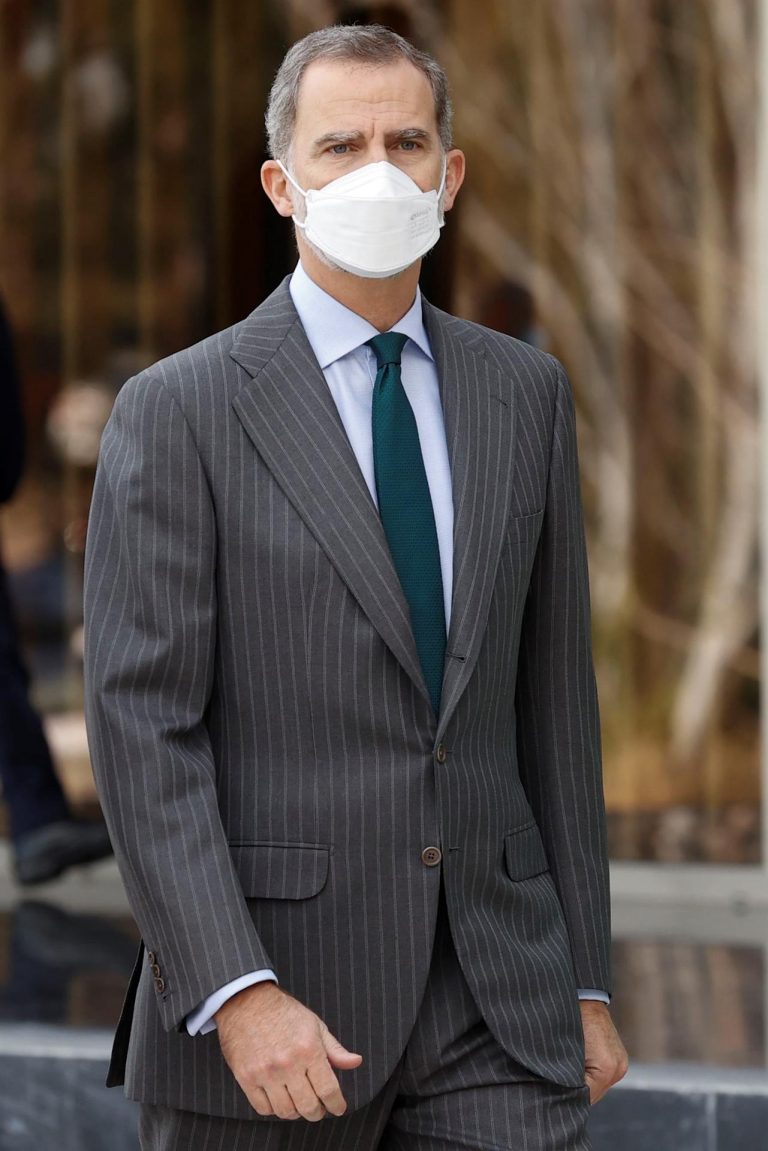 El rey Felipe VI, positivo en coronavirus con «síntomas leves»