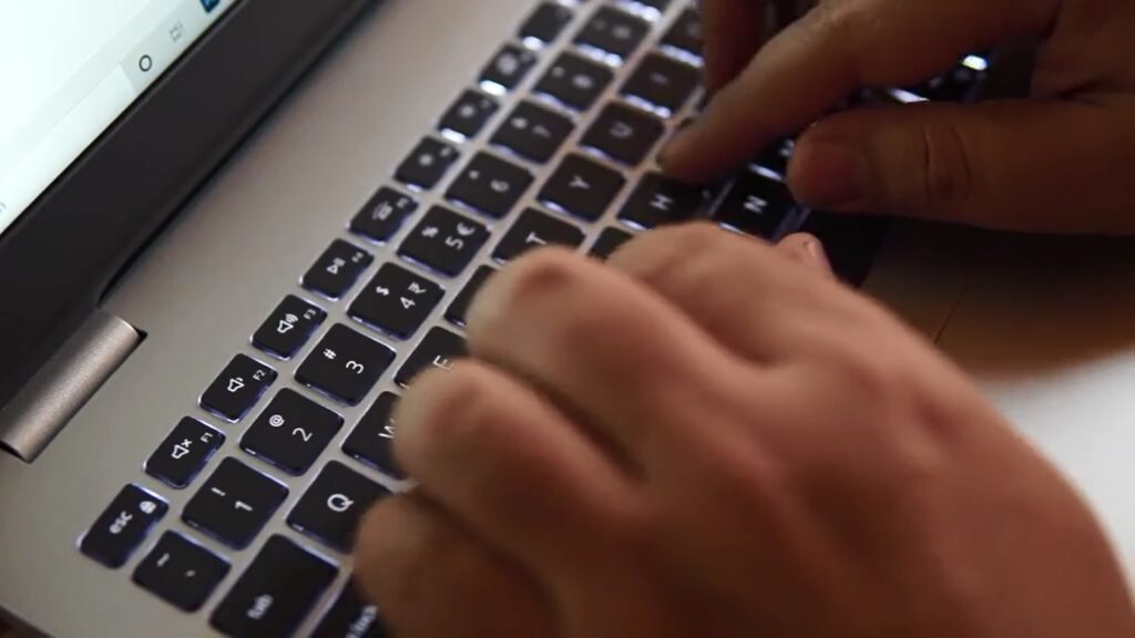 La violencia sexual y el consumo temprano de pornografía, en ‘Noche de reportajes’