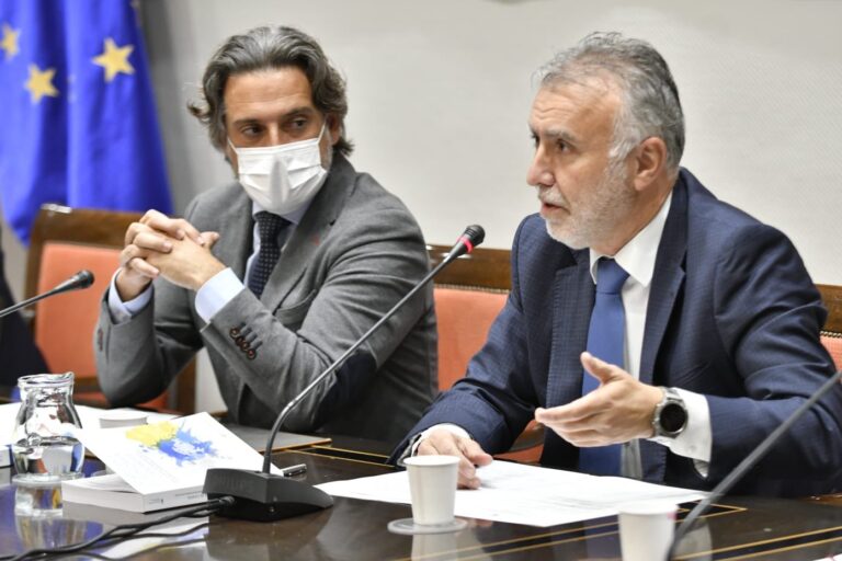 Torres: «El PSOE no irá con Vox ni de aquí a la esquina»